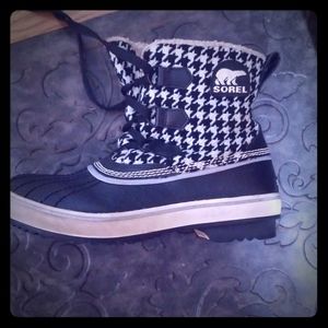Sorel winter boots in used condition